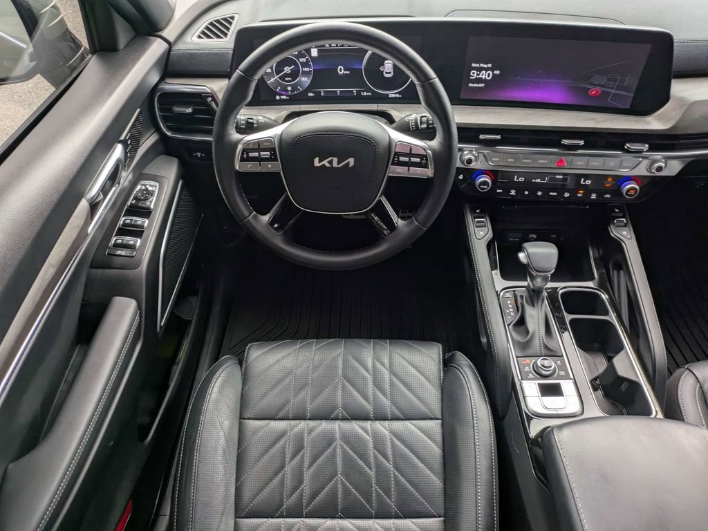 Used 2025 Kia Telluride SX X-Line AWD/4WD image 17