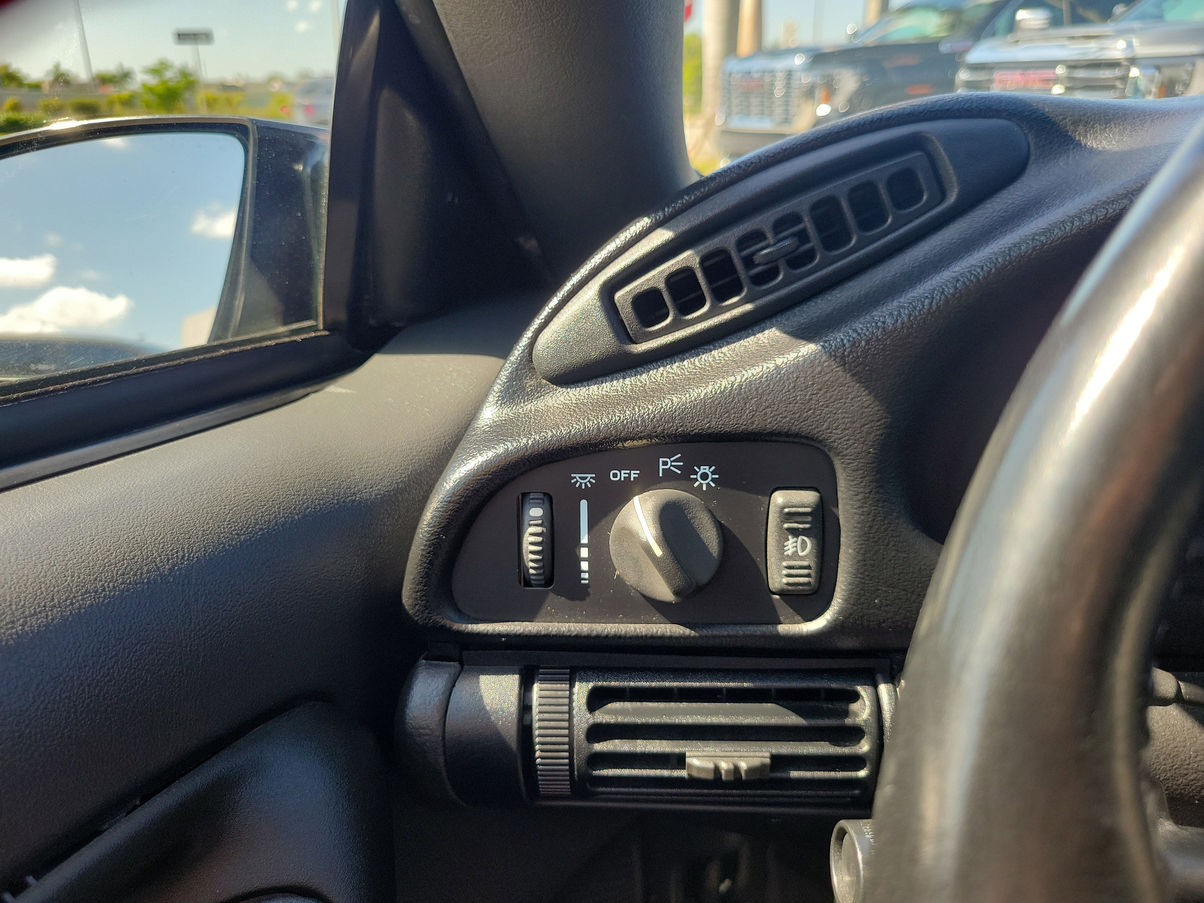 Used 1994 Chevrolet Camaro Z28 image 20