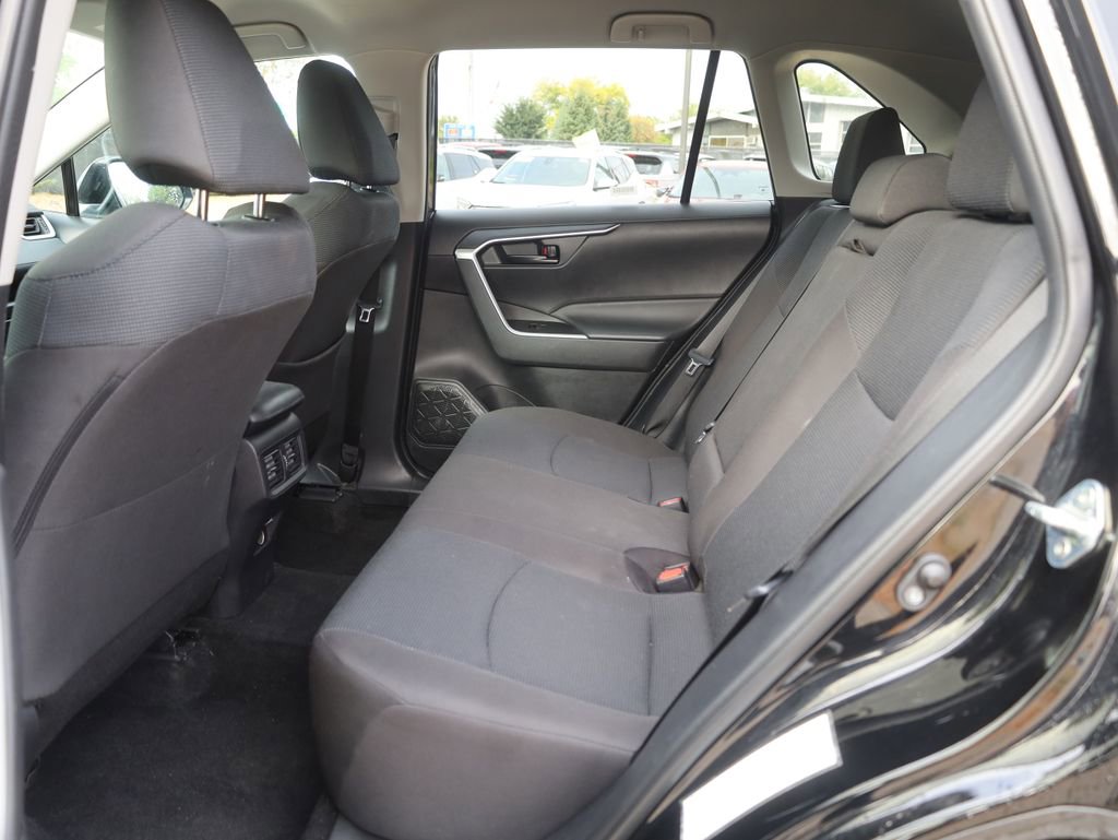 Used 2024 Toyota RAV4 LE image 25