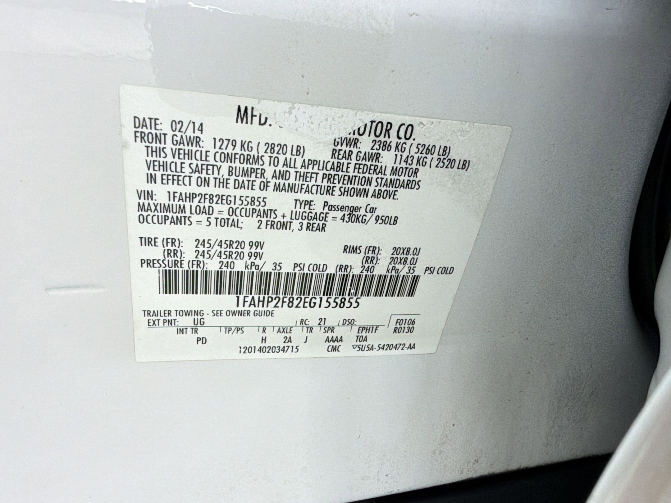 Used 2014 Ford Taurus Limited w/ Equipment Group 301A FWD image 19