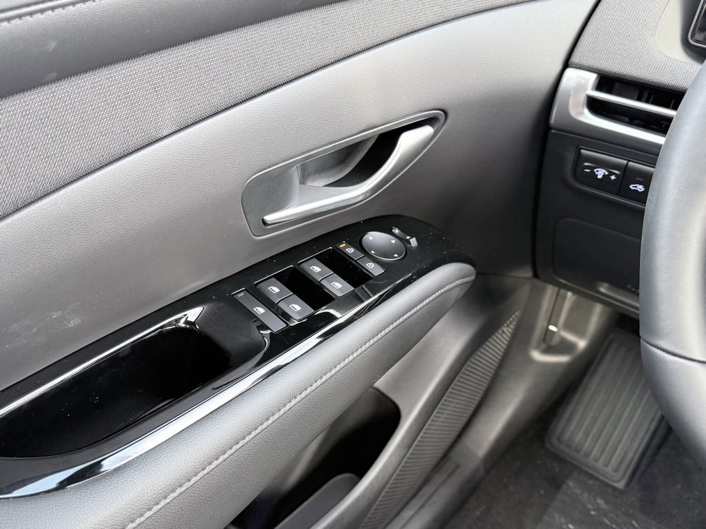 New 2026 Hyundai Santa Cruz Limited image 11