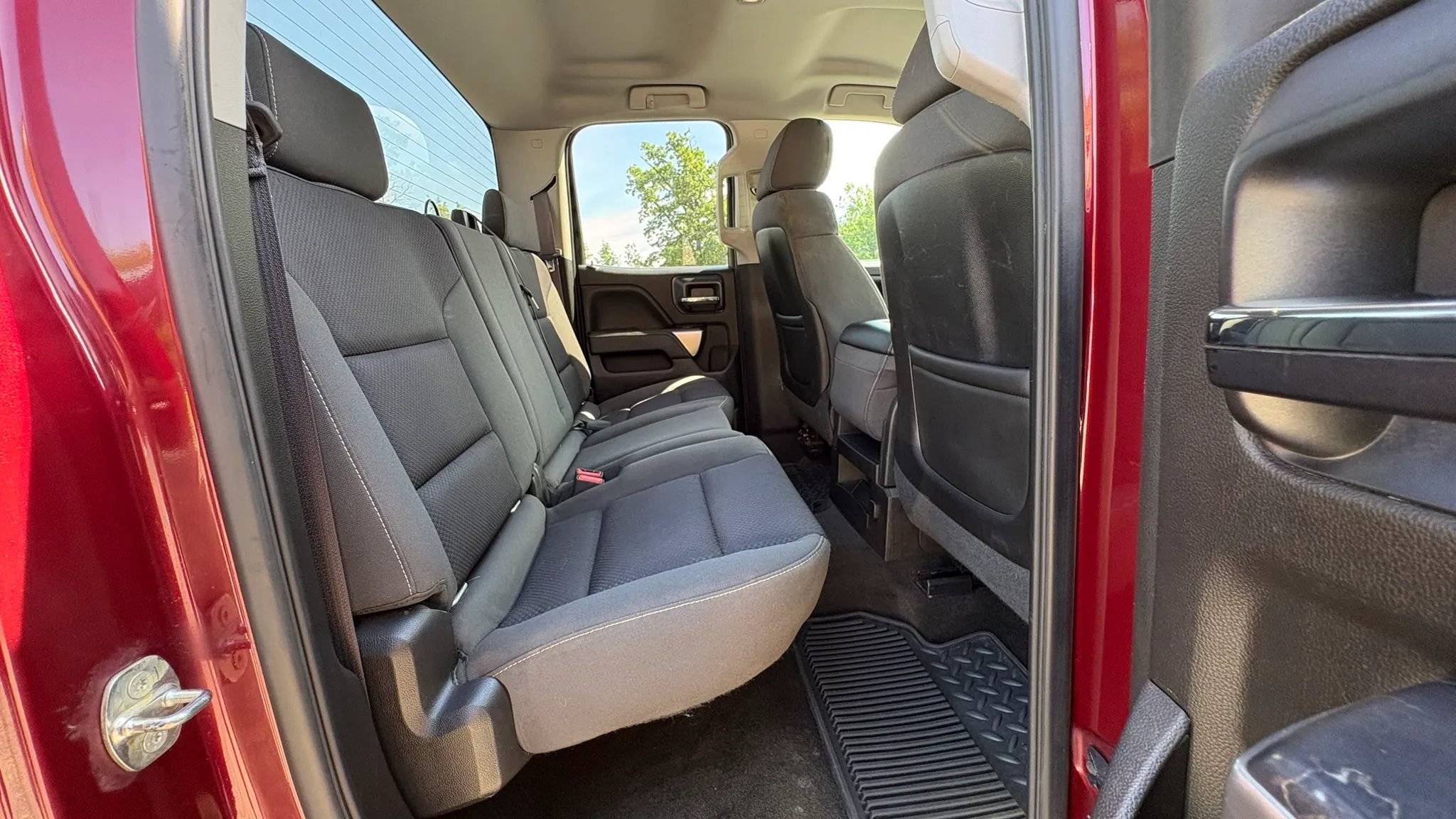 Used 2015 Chevrolet Silverado 1500 LT w/ All Star Edition AWD/4WD image 32