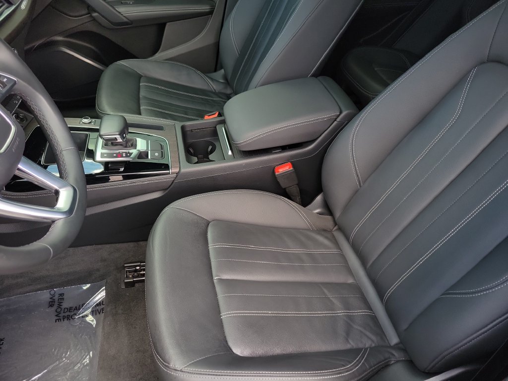 Certified 2021 Audi Q5 2.0T Premium Plus w/ Premium Plus Package AWD/4WD image 17