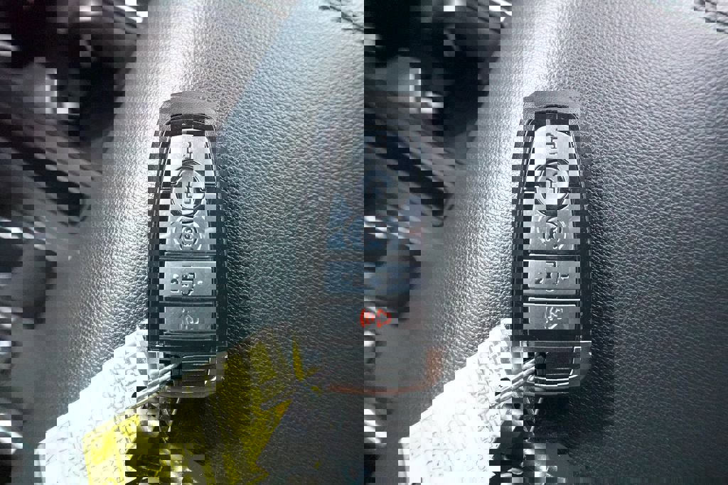 Used 2022 Ford F150 XLT w/ Equipment Group 302A High image 21