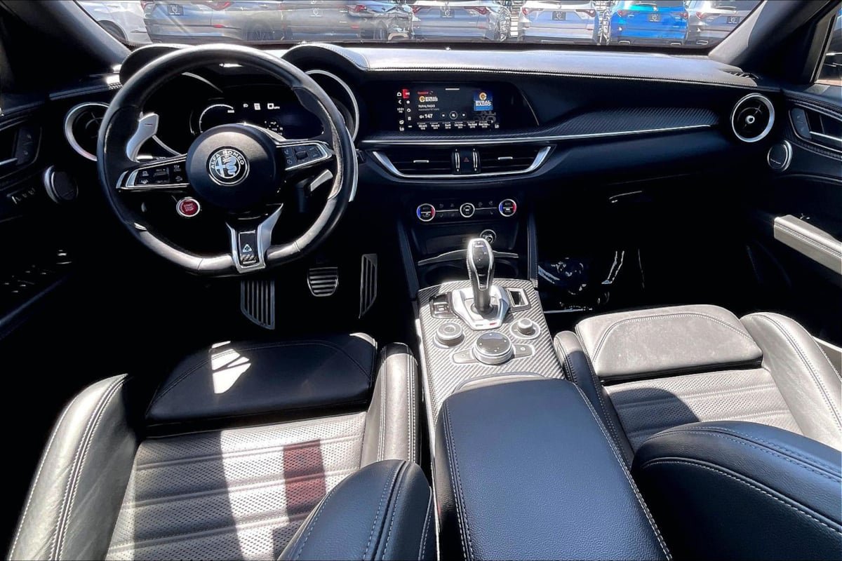 Used 2024 Alfa Romeo Stelvio Quadrifoglio w/ Active Assist Plus Package AWD/4WD image 13