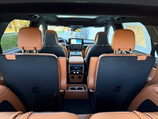 New 2027 Lincoln Aviator Black Label w/ Jet Appearance Package AWD/4WD image 24