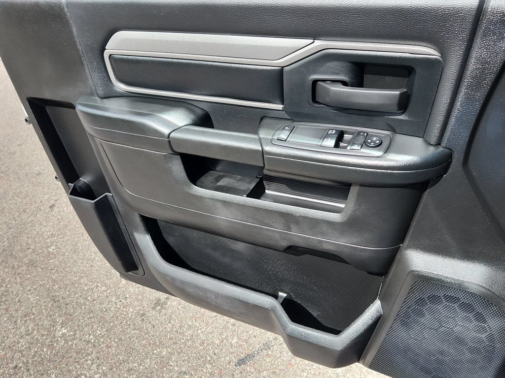 Used 2022 RAM 3500 Tradesman AWD/4WD image 6