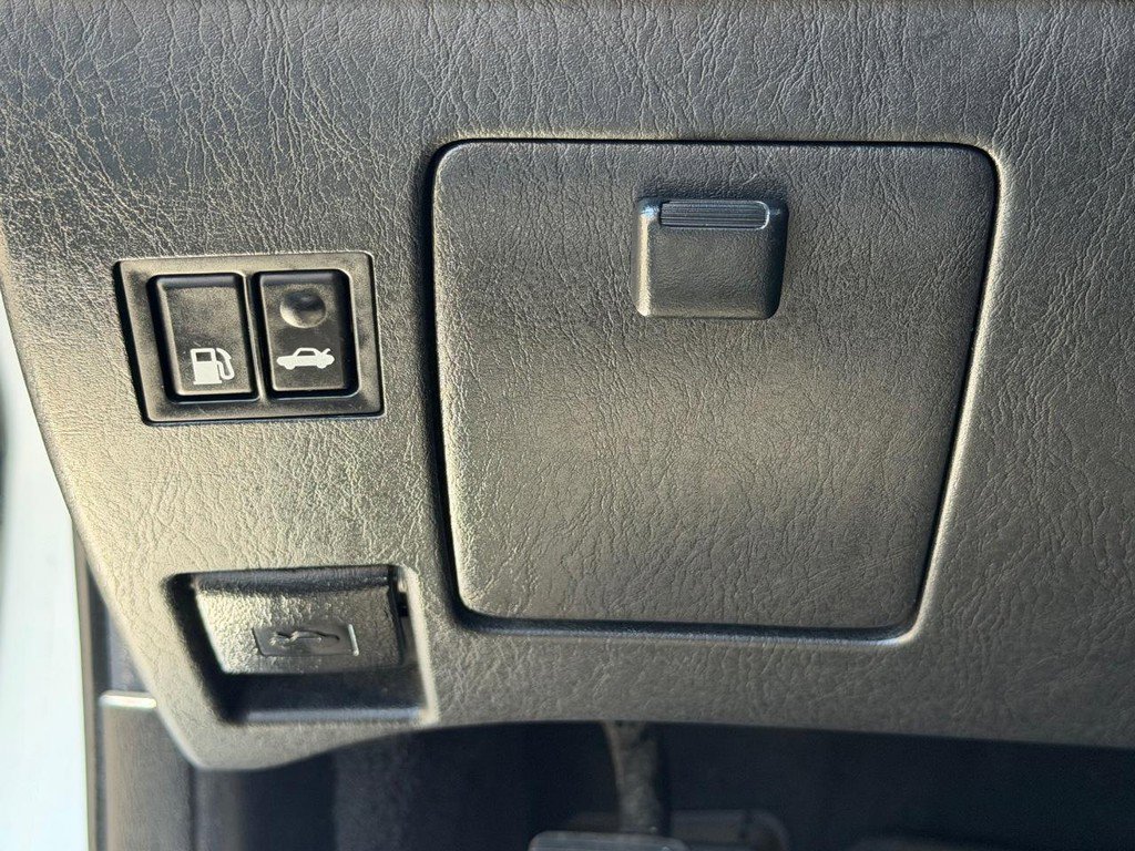Used 2003 Lexus ES 330 FWD image 34