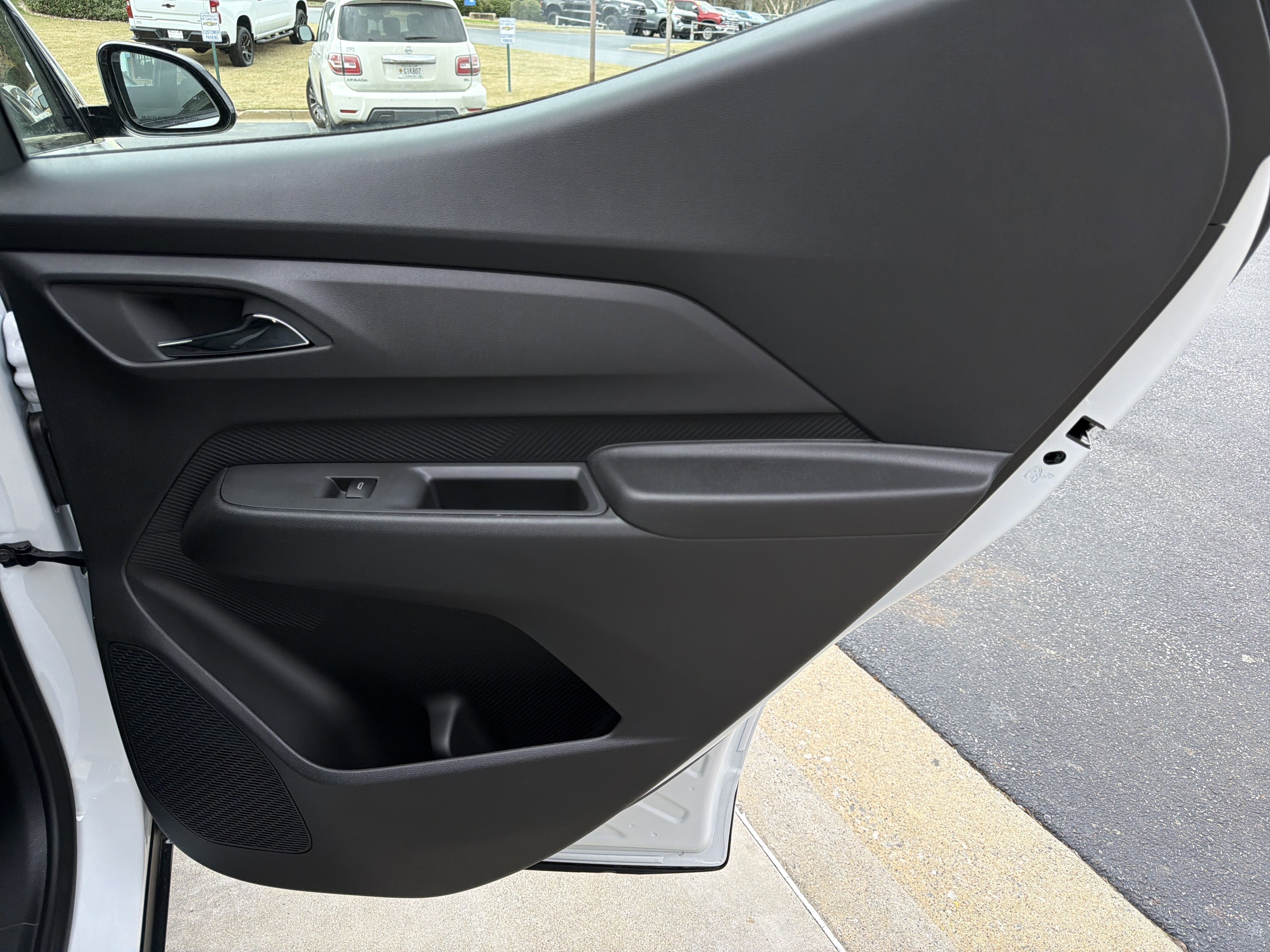 New 2027 Chevrolet Bolt LT image 16