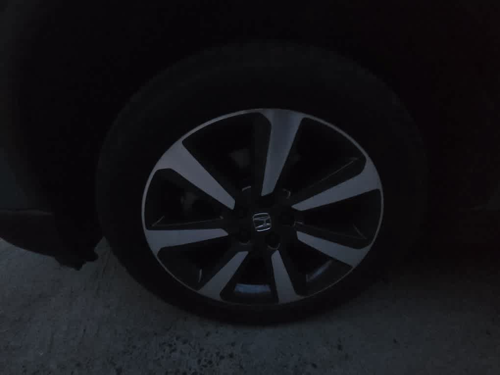 Used 2024 Honda Pilot Touring image 2