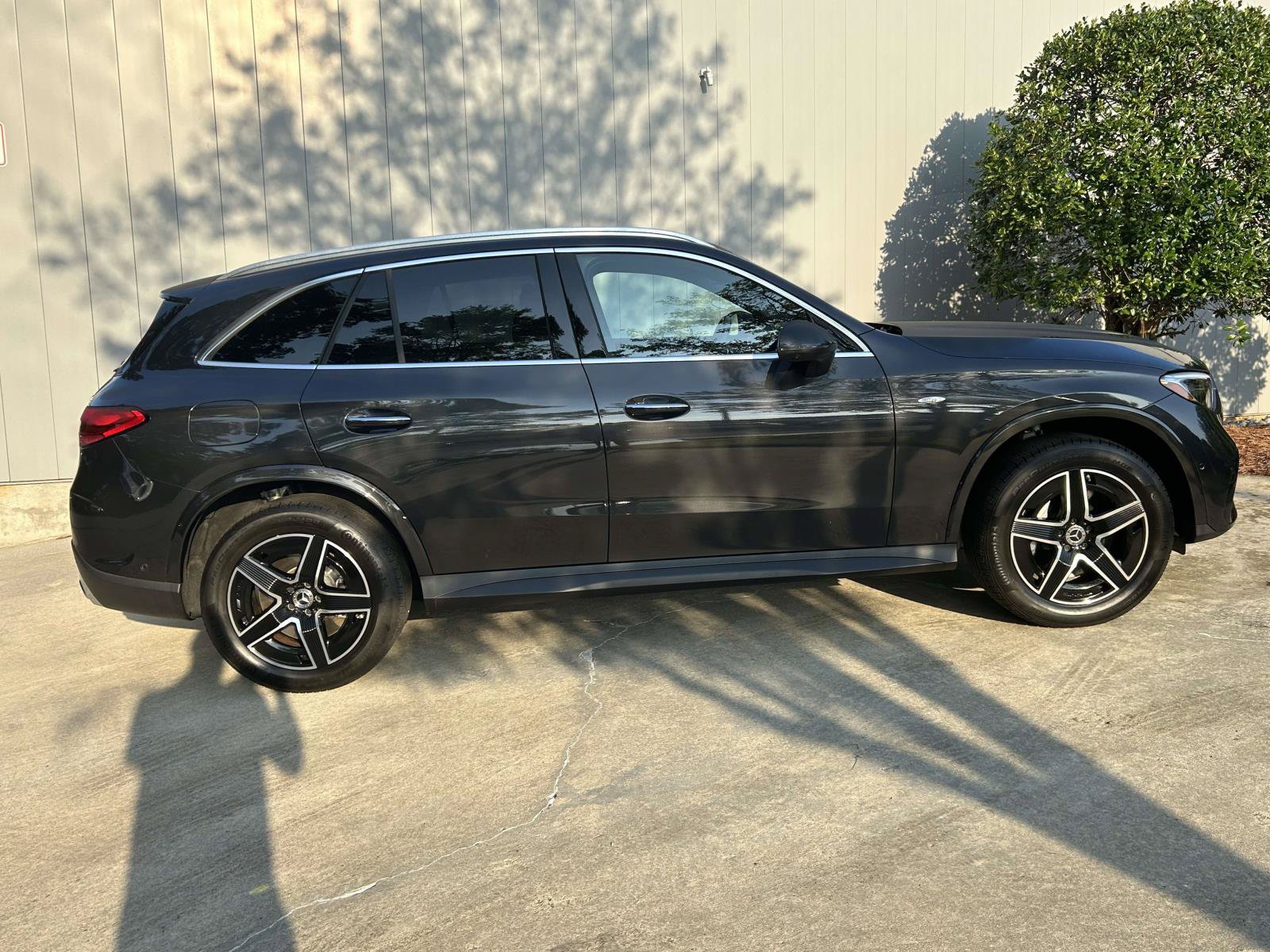 Certified 2025 Mercedes-Benz GLC 350e 4MATIC image 5