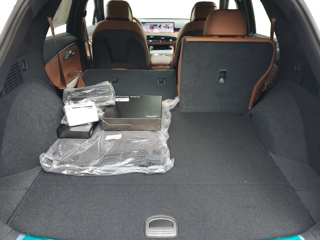 New 2026 Genesis GV70 2.5T Advanced AWD/4WD image 30