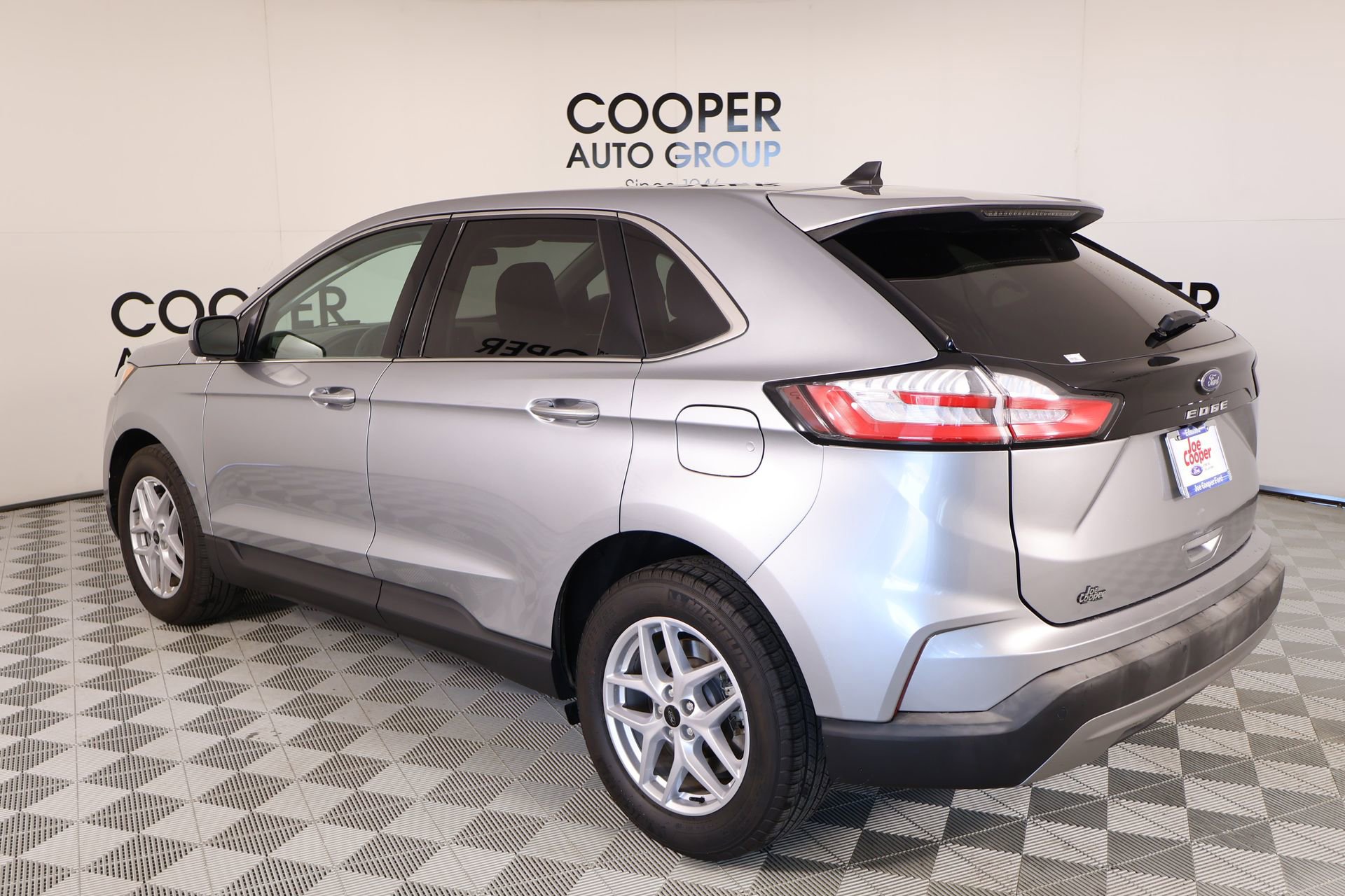 Used 2024 Ford Edge SEL image 22