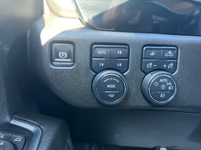 Certified 2024 Chevrolet Silverado 1500 LTZ AWD/4WD image 31