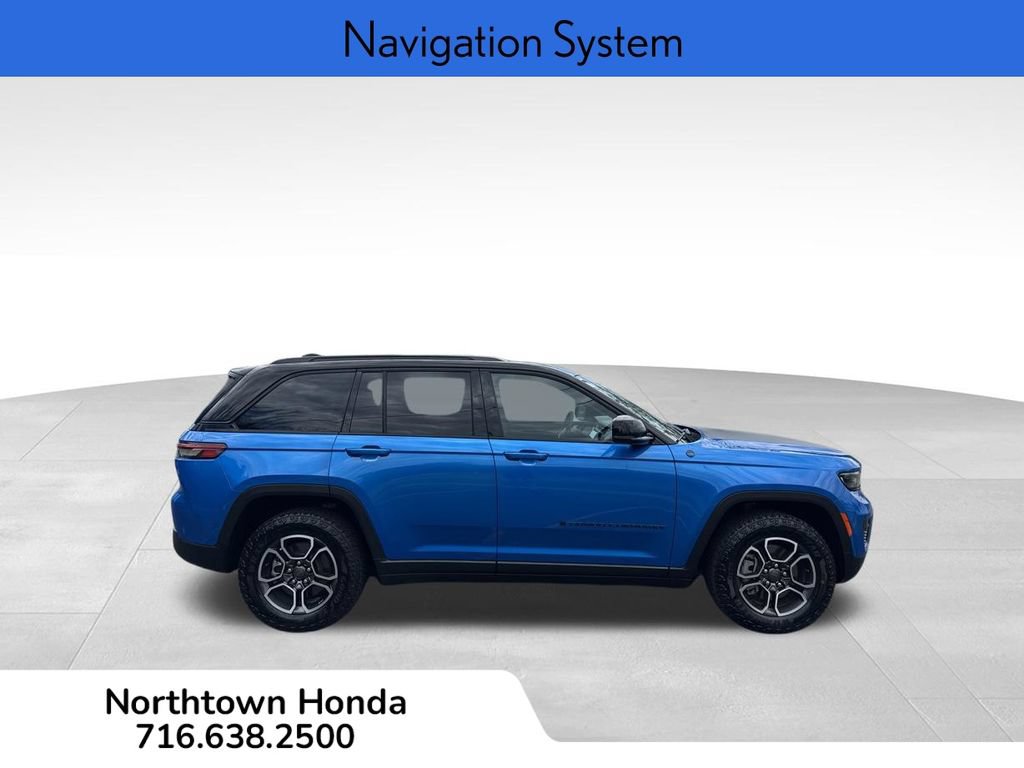 Used 2023 Jeep Grand Cherokee Trailhawk w/ Luxury Tech Group III AWD/4WD image 3