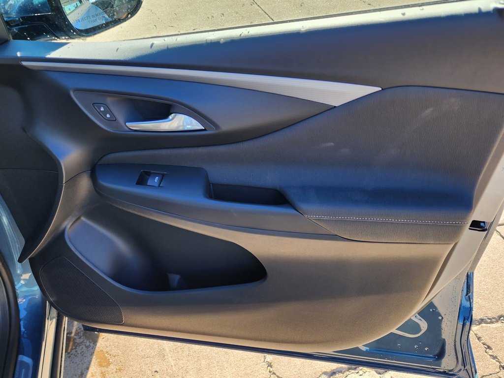 New 2026 Buick Envista Avenir image 35