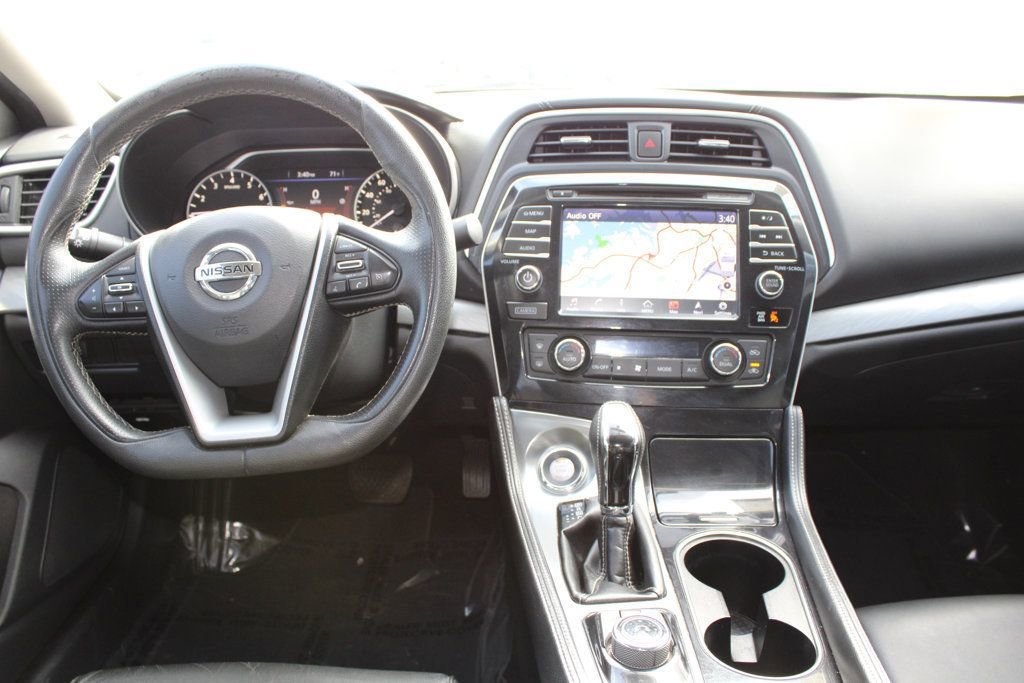 Used 2016 Nissan Maxima 3.5 SV FWD image 13