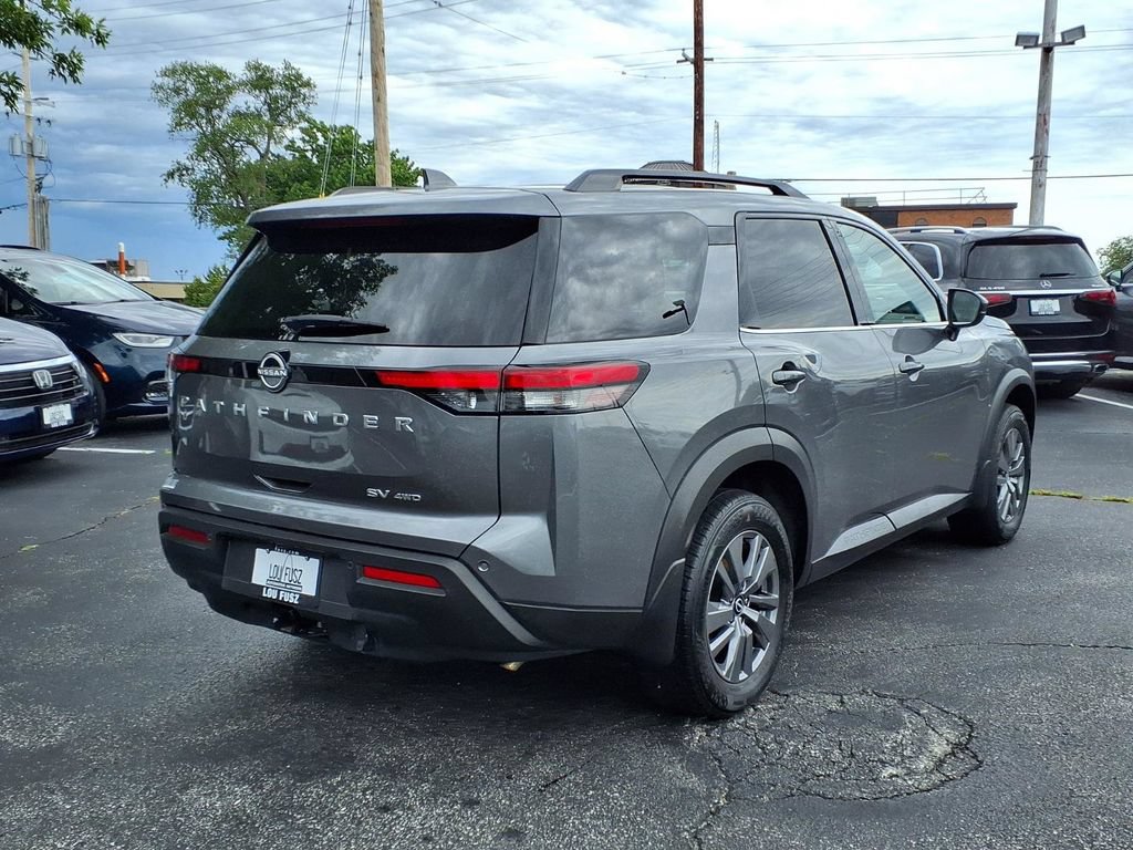 Used 2024 Nissan Pathfinder SV w/ SV Premium Package AWD/4WD image 27