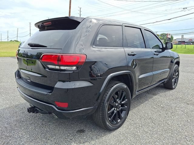 Used 2019 Jeep Grand Cherokee Laredo AWD/4WD image 6