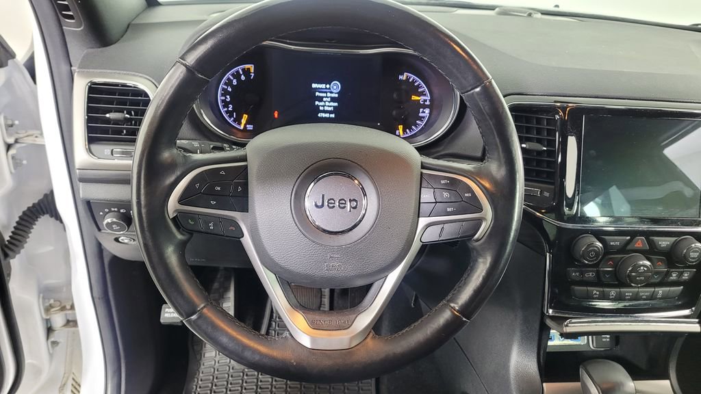 Used 2022 Jeep Grand Cherokee Laredo X image 18