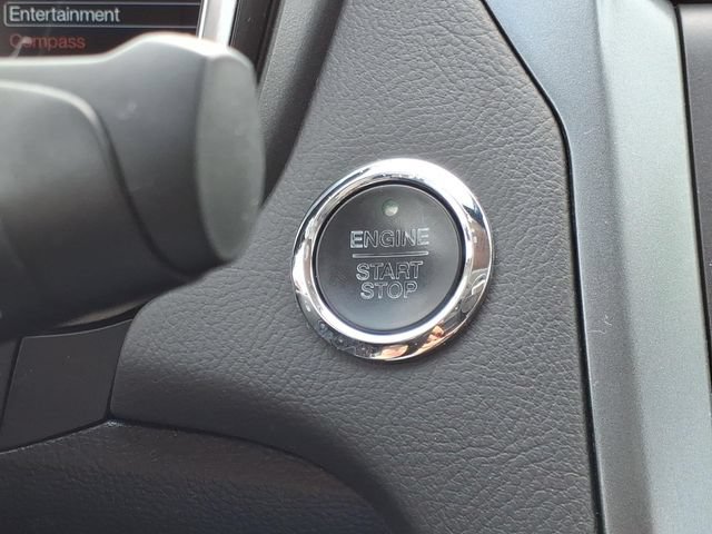 Used 2015 Ford Fusion Titanium FWD image 21