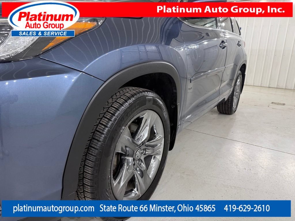 Used 2019 Toyota Highlander Limited Platinum AWD/4WD image 47