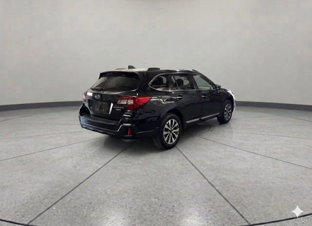 Used 2018 Subaru Outback 3.6R Touring w/ Popular Package #3 image 7