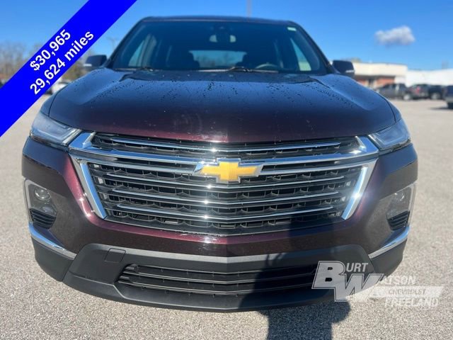 Used 2023 Chevrolet Traverse LT image 9