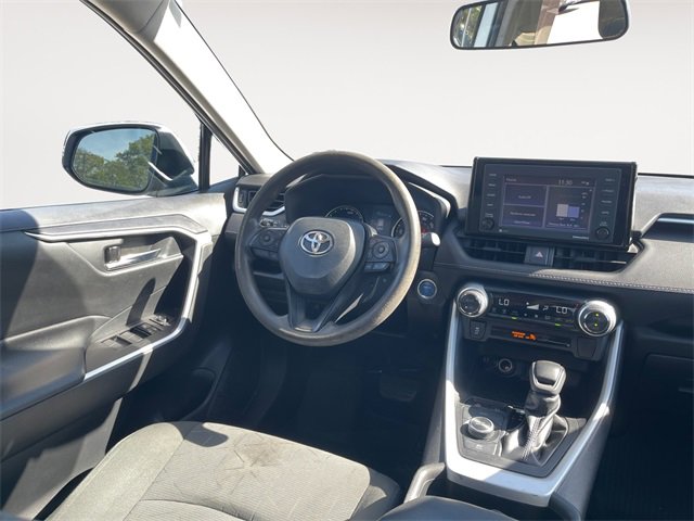 Used 2021 Toyota RAV4 XLE image 10