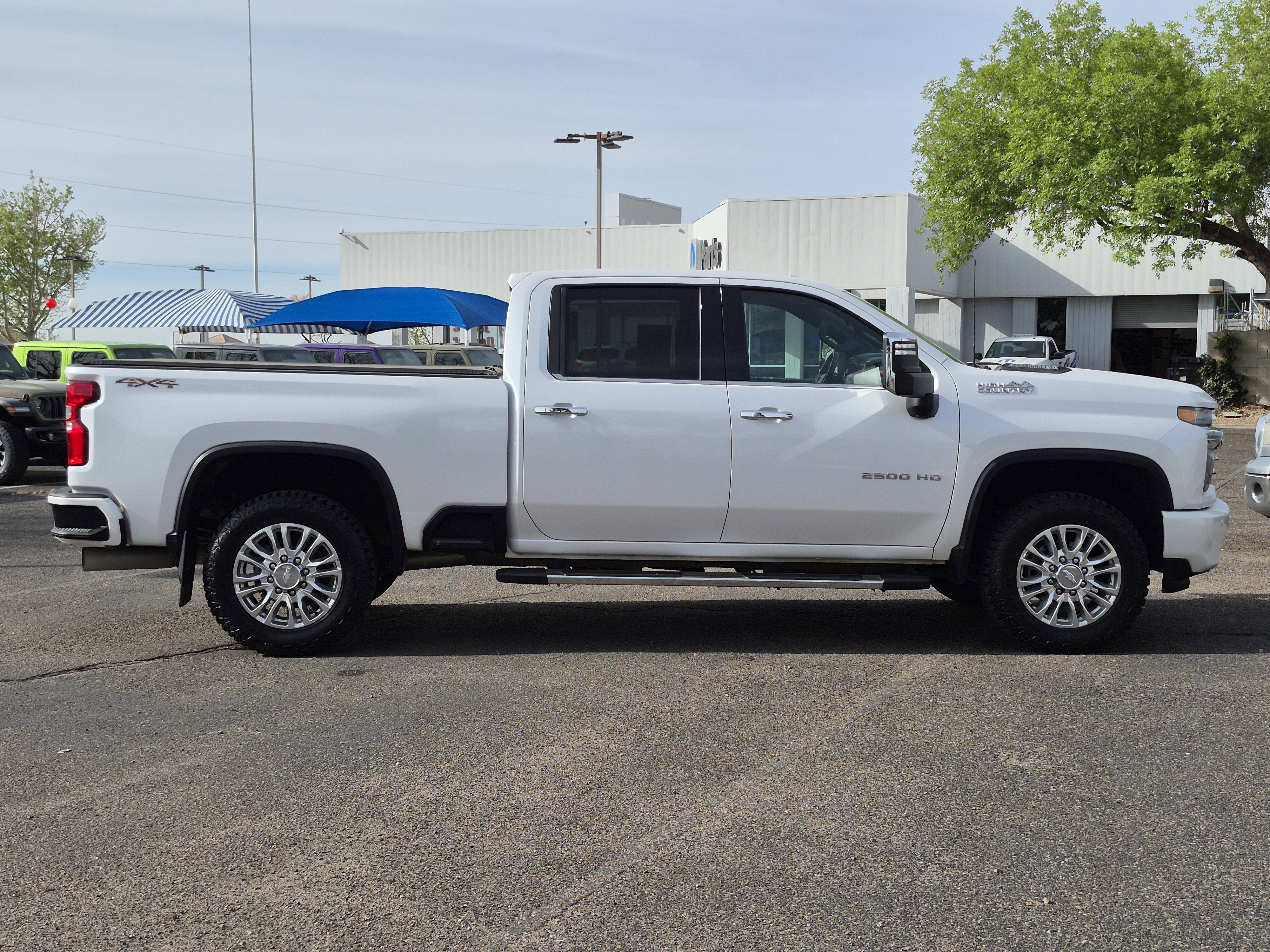 Used 2020 Chevrolet Silverado 2500 High Country w/ Technology Package image 8