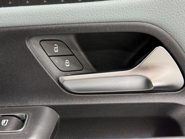 New 2026 Mercedes-Benz GLB 250 4MATIC image 24