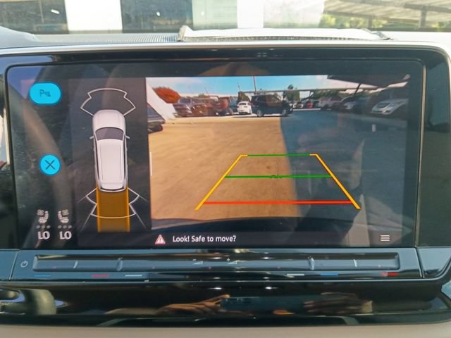 Used 2024 Volkswagen Atlas SE FWD image 9