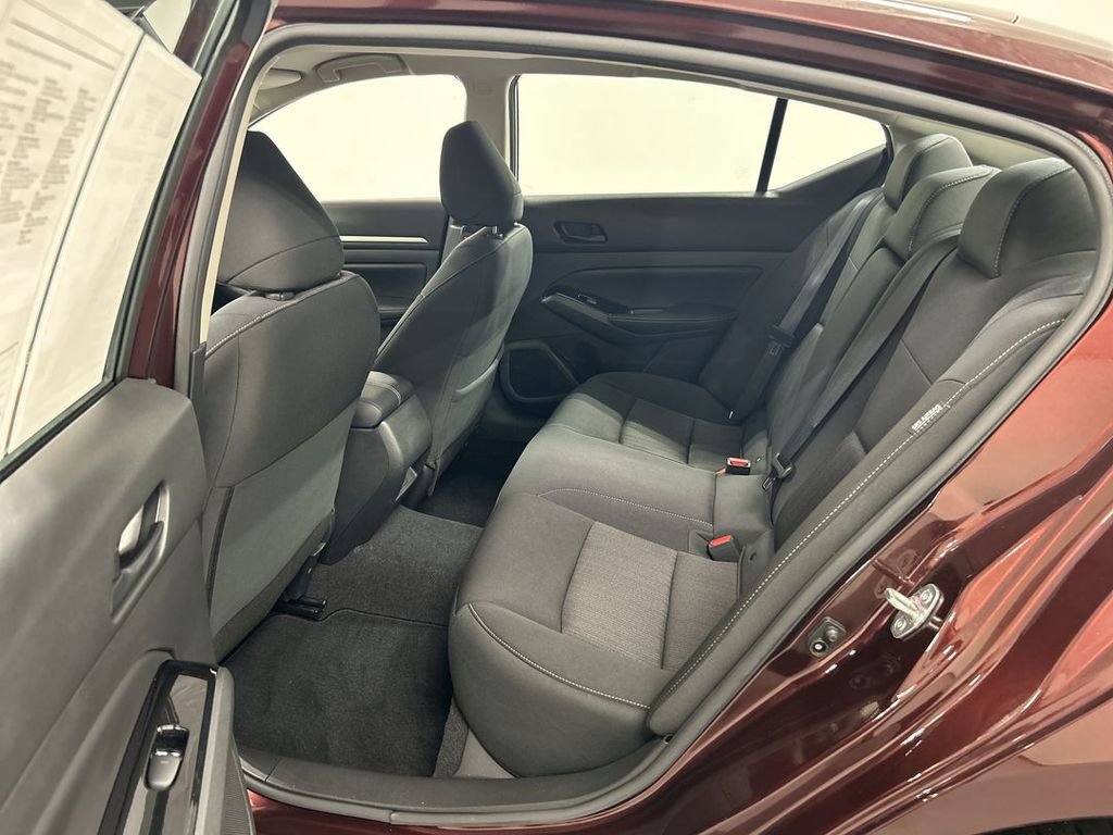 Used 2023 Nissan Altima 2.5 SV image 21