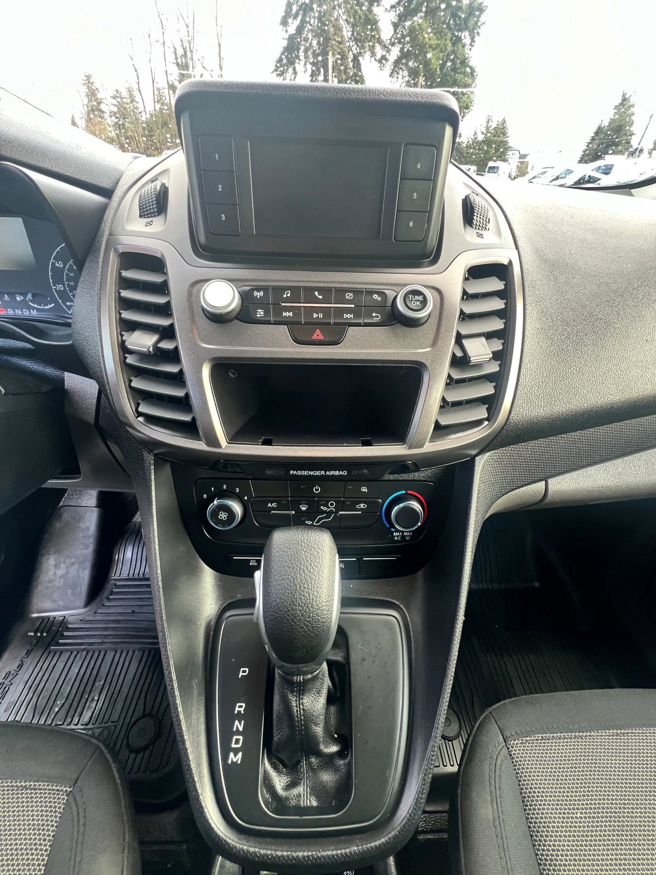 Used 2021 Ford Transit Connect XL image 14