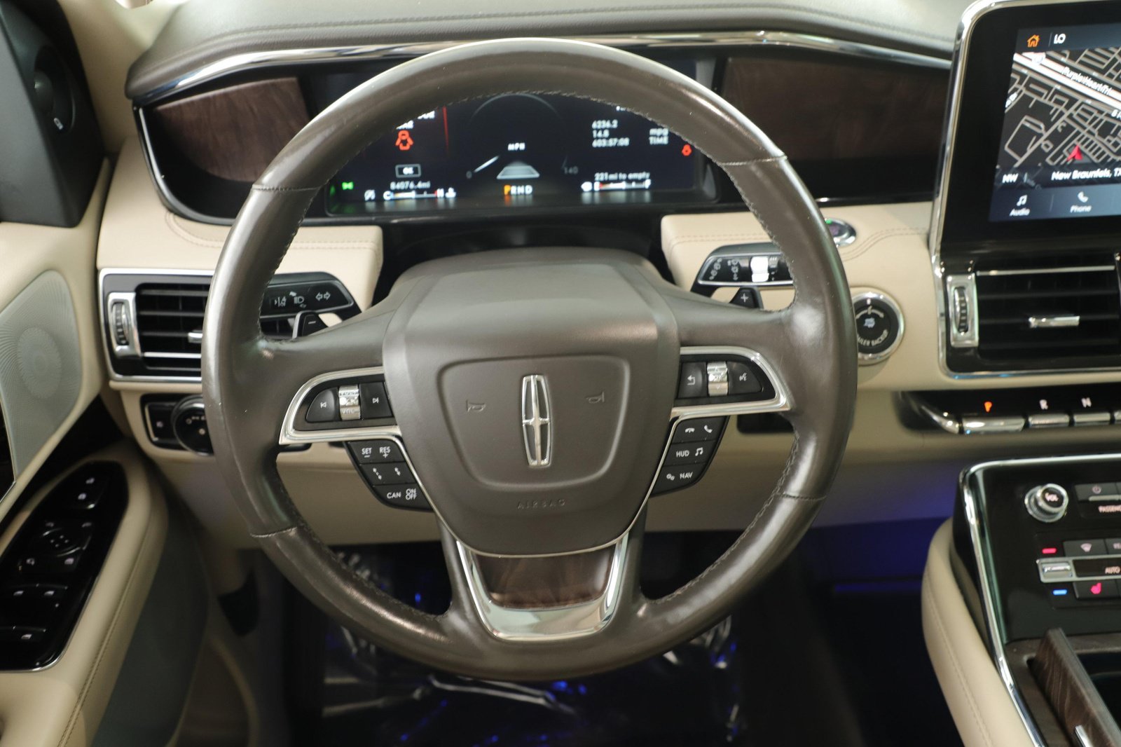 Used 2021 Lincoln Navigator Reserve AWD/4WD image 15