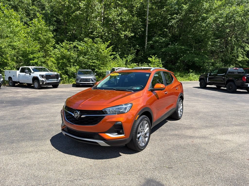 Used 2022 Buick Encore GX Select w/ Advanced Technology Package AWD/4WD image 7