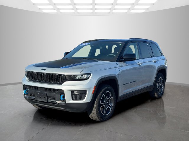 Certified 2023 Jeep Grand Cherokee Trailhawk AWD/4WD image 3