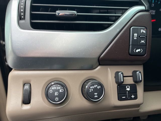 Used 2017 Chevrolet Tahoe LT AWD/4WD image 25