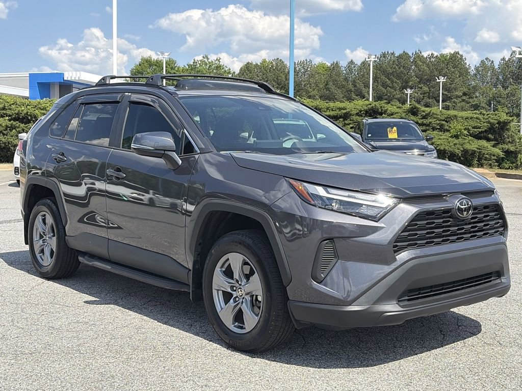 Used 2024 Toyota RAV4 XLE w/ Convenience Package FWD image 9