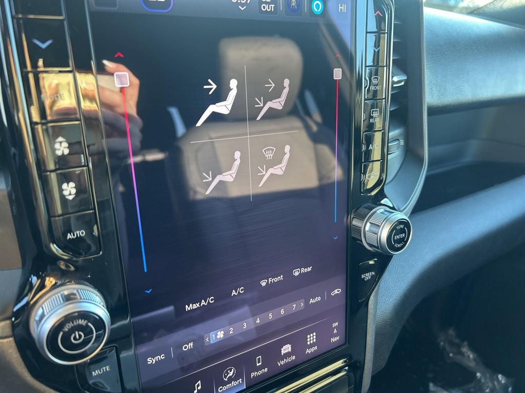 New 2026 RAM 5500 Tradesman AWD/4WD image 26