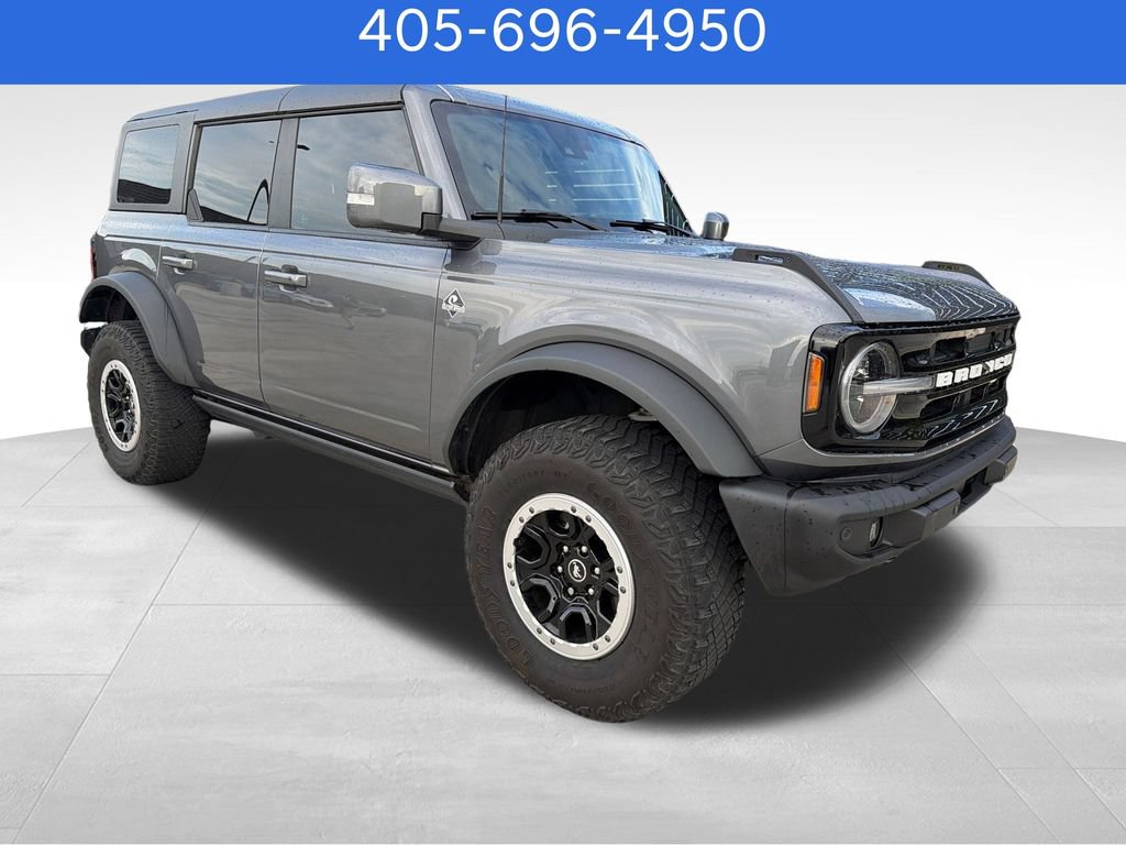 Used 2023 Ford Bronco Outer Banks w/ Sasquatch Package AWD/4WD image 8