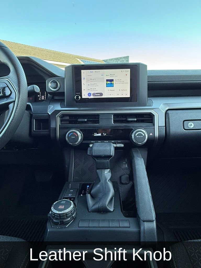 Used 2025 Toyota 4Runner SR5 image 11