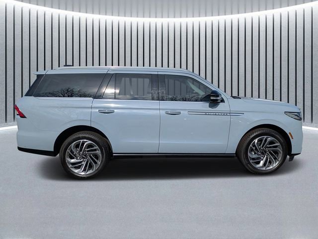 New 2025 Lincoln Navigator Reserve video 2