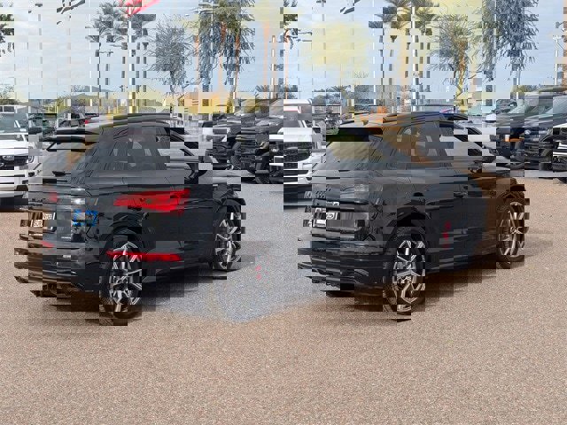 Used 2024 Audi Q5 e Premium Plus image 6