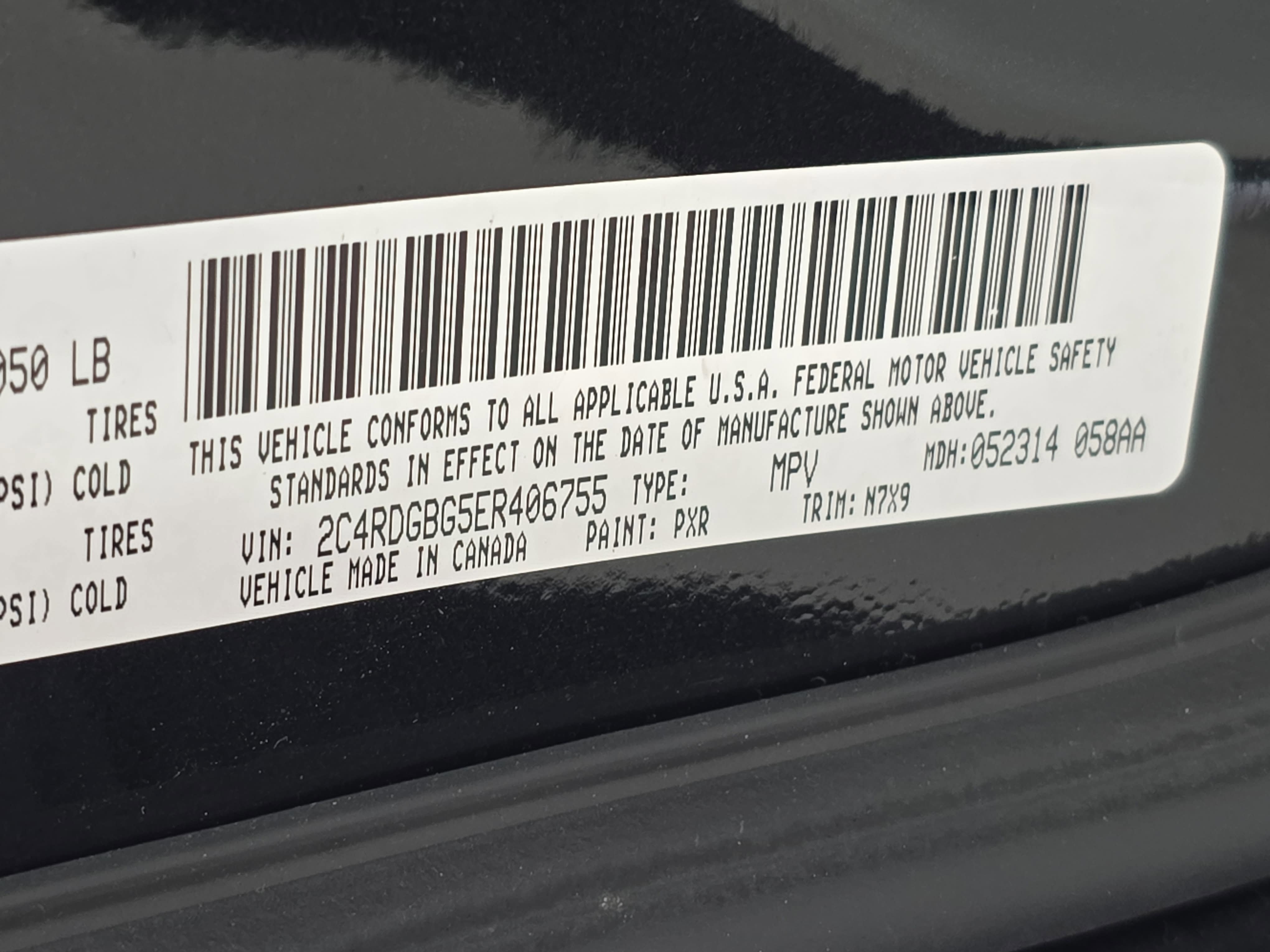 Used 2014 Dodge Grand Caravan SE FWD image 32