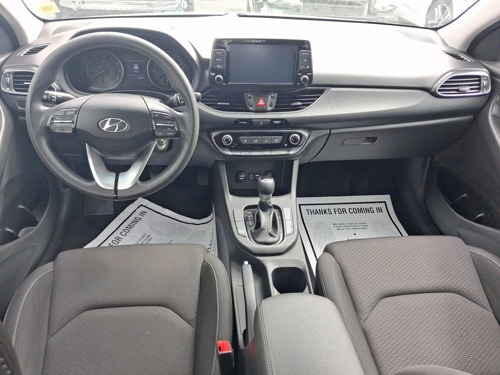 Used 2020 Hyundai Elantra GT FWD image 12