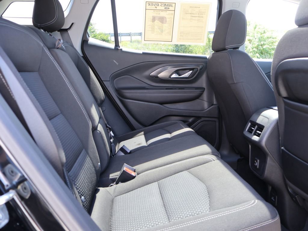 Used 2022 GMC Terrain SLE w/ Driver Convenience Package AWD/4WD image 13