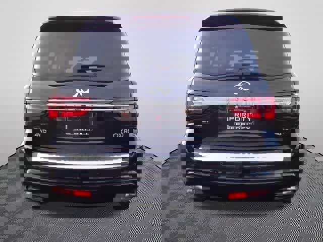 Used 2024 INFINITI QX80 Sensory image 3
