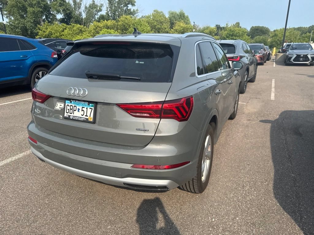 Used 2020 Audi Q3 2.0T Premium w/ Convenience Package AWD/4WD image 9