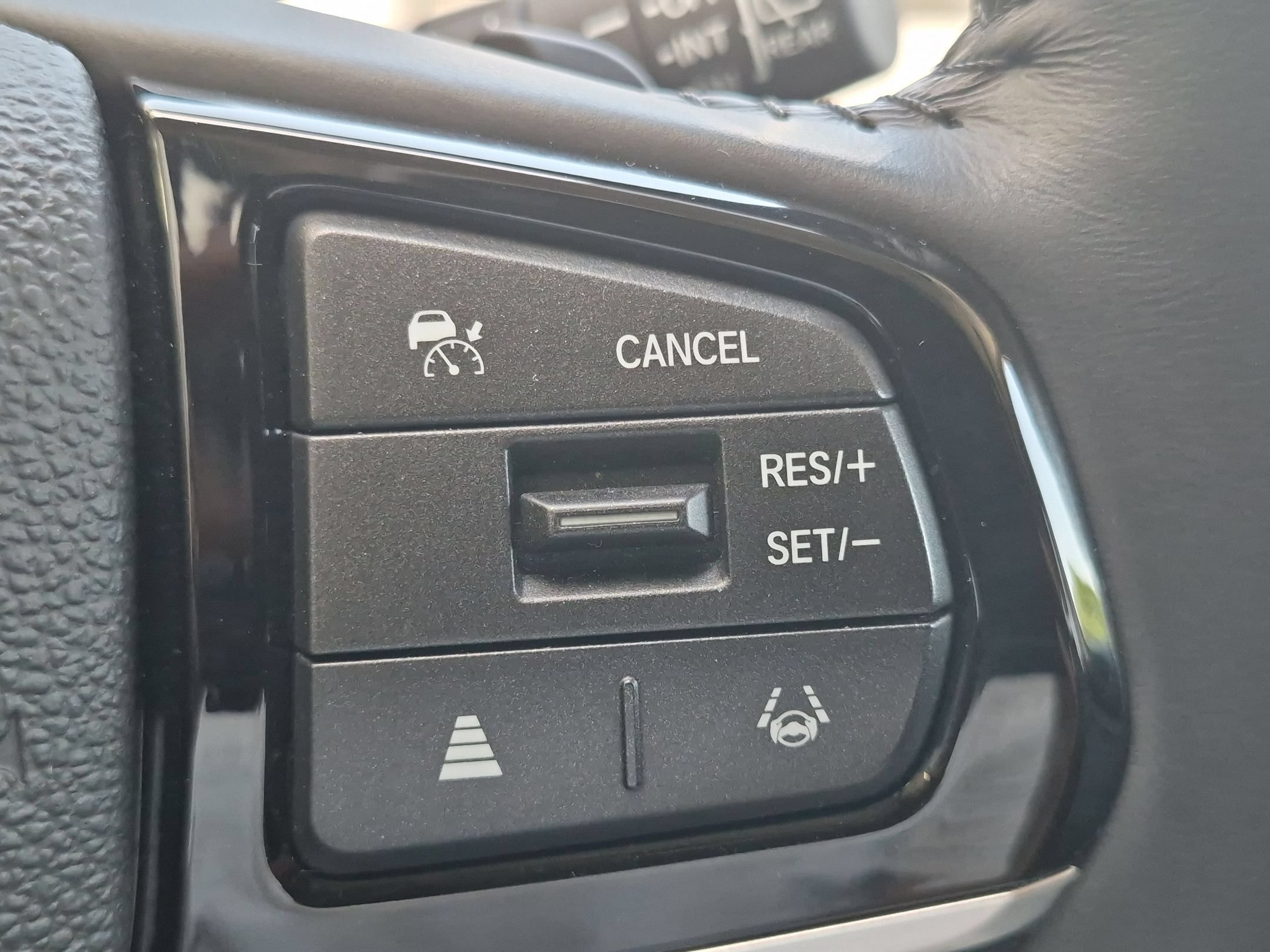 Certified 2025 Honda Odyssey Touring image 15